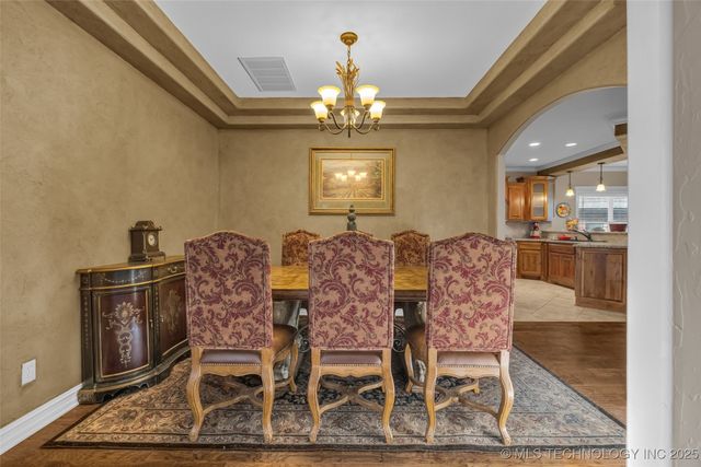 1204 W Fargo Lane, Broken Arrow, OK 74012