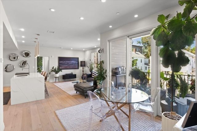 46 Belgrade Ave 2, Boston, MA 02131