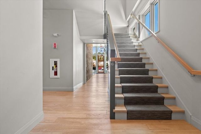 46 Belgrade Ave 2, Boston, MA 02131