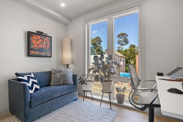 46 Belgrade Ave 2, Boston, MA 02131