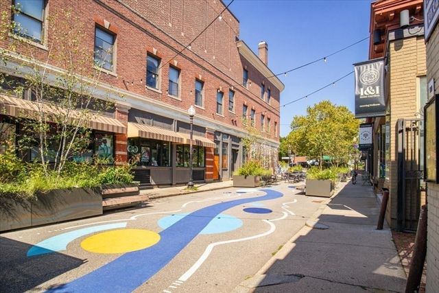 46 Belgrade Ave 2, Boston, MA 02131