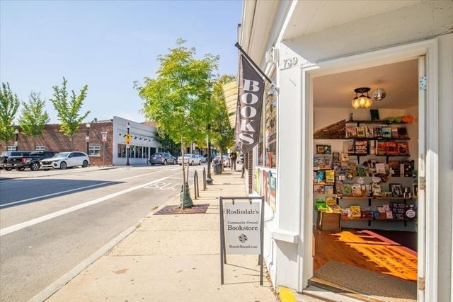 46 Belgrade Ave 2, Boston, MA 02131