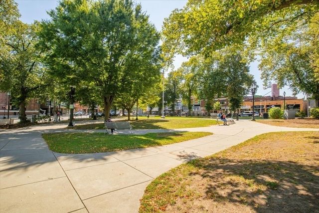 46 Belgrade Ave 2, Boston, MA 02131