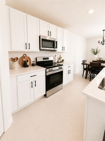 1322 INKBERRY CIRCLE, Deland, FL 32720
