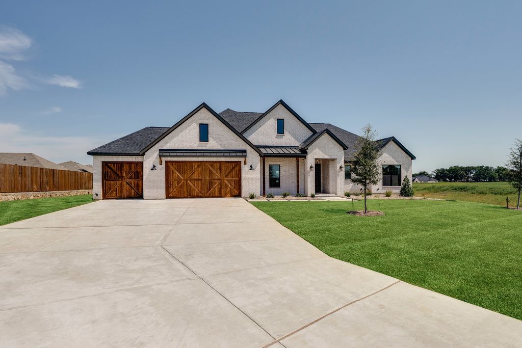106 Wild Plum Drive, Krugerville, TX 76227