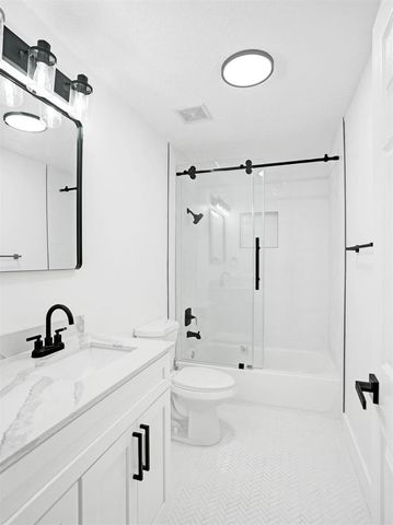 216 Bayberry Drive, Plantation, FL 33317