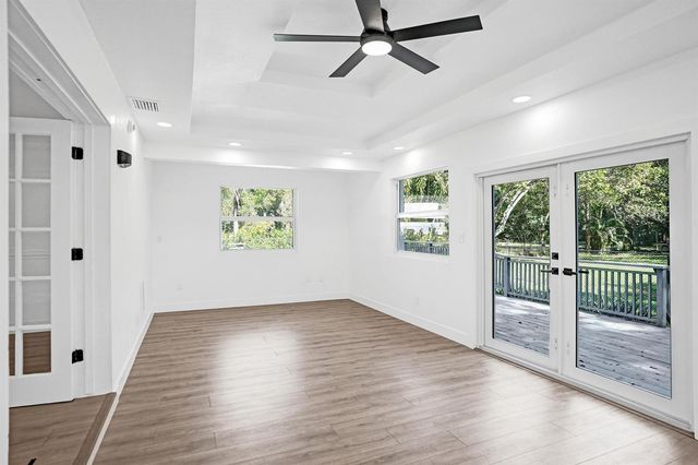 216 Bayberry Drive, Plantation, FL 33317