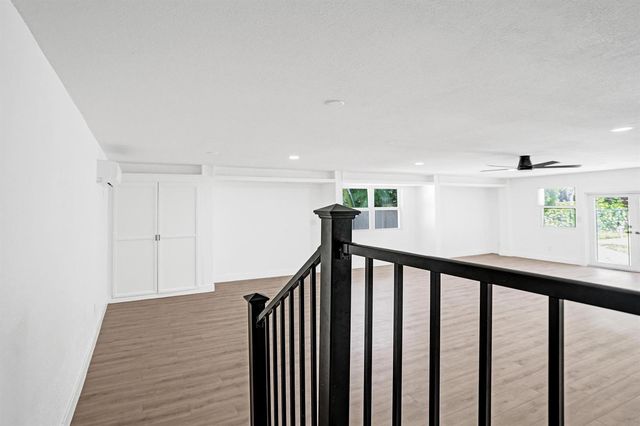 216 Bayberry Drive, Plantation, FL 33317