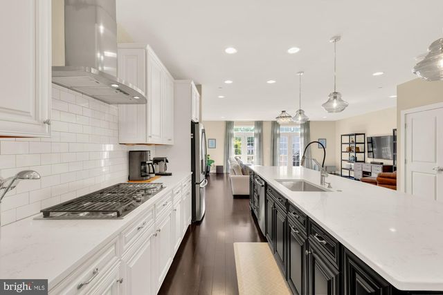17810 THOMAS VILLAGE LN, Sandy Spring, MD 20860