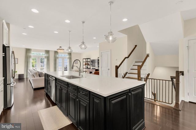 17810 THOMAS VILLAGE LN, Sandy Spring, MD 20860