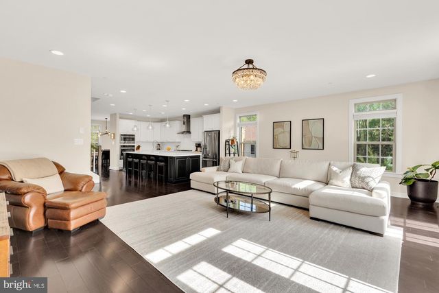 17810 THOMAS VILLAGE LN, Sandy Spring, MD 20860