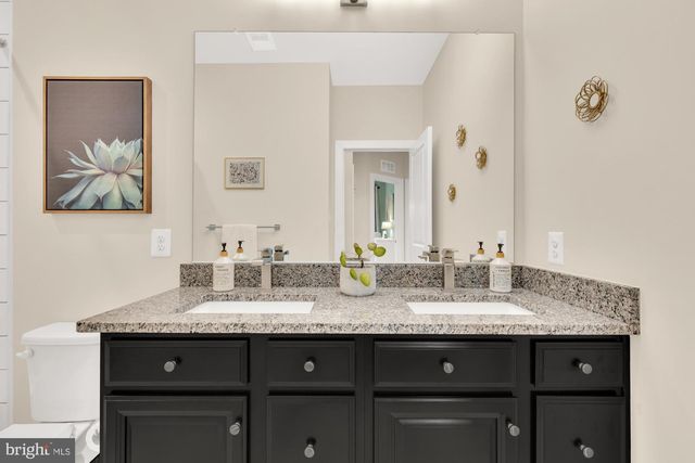17810 THOMAS VILLAGE LN, Sandy Spring, MD 20860
