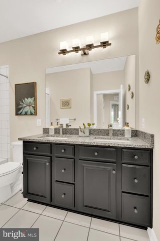 17810 THOMAS VILLAGE LN, Sandy Spring, MD 20860