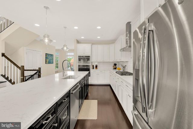 17810 THOMAS VILLAGE LN, Sandy Spring, MD 20860