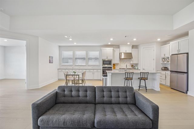 1409 Pink Granite BLVD, Dripping Springs, TX 78620