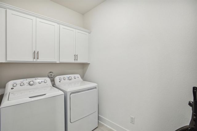 1409 Pink Granite BLVD, Dripping Springs, TX 78620