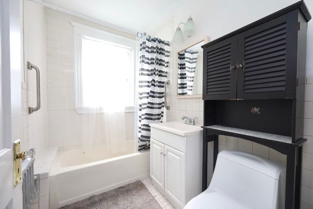 63 Pinckney St 1, Somerville, MA 02145