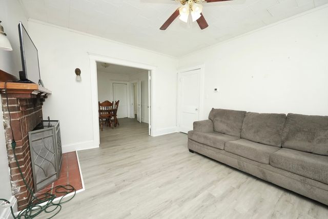 63 Pinckney St 1, Somerville, MA 02145