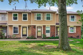 282 Scott Ln, Peters Twp, PA 15367