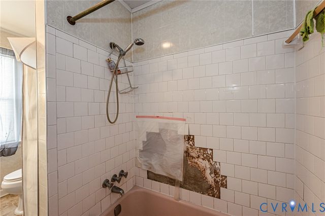 2209 Pickett St, Hopewell, VA 23860