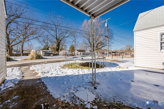 2209 Pickett St, Hopewell, VA 23860