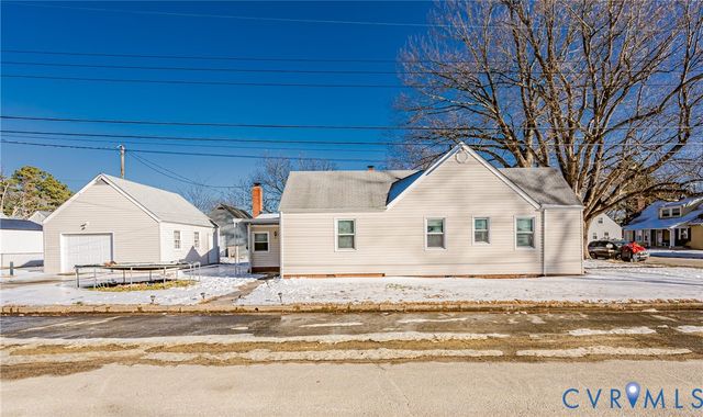 2209 Pickett St, Hopewell, VA 23860