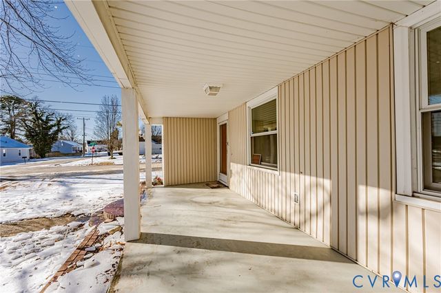 2209 Pickett St, Hopewell, VA 23860