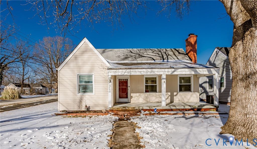 2209 Pickett St, Hopewell, VA 23860