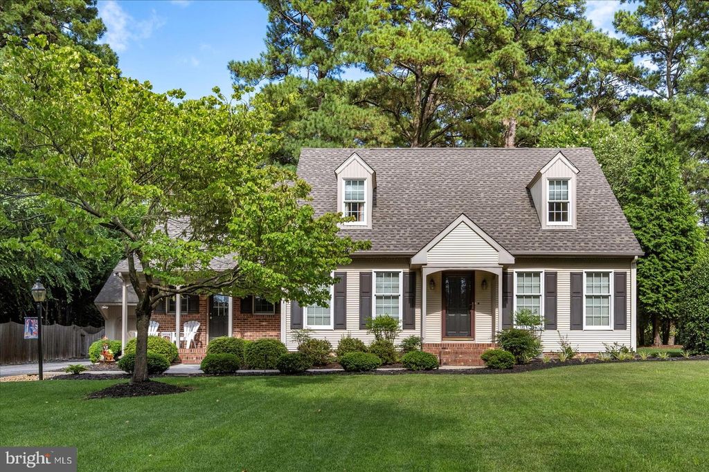 1103 WOODLAND RD, Salisbury, MD 21801