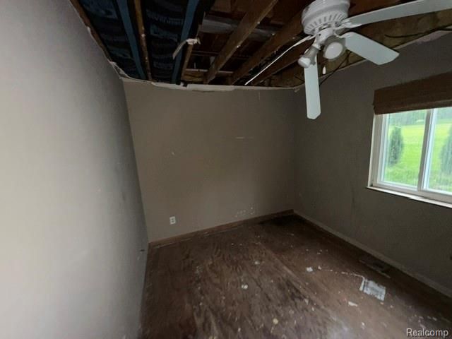 571 Cristy Avenue, Waterford, MI 48328