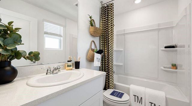 8661 DAYBREAK STREET, Sarasota, FL 34241