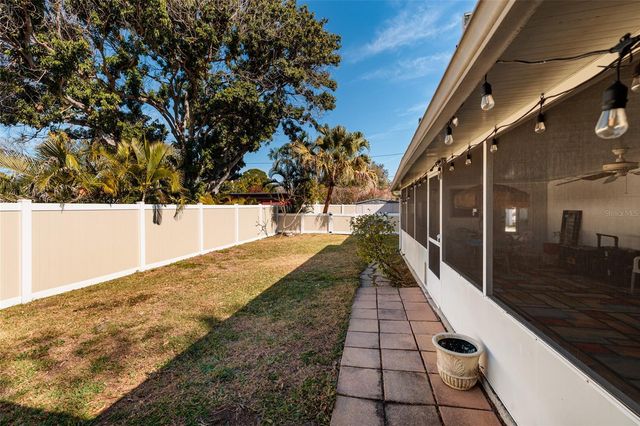 7201 GREVILLA AVENUE S, South Pasadena, FL 33707