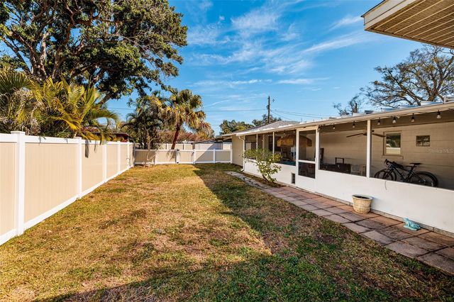 7201 GREVILLA AVENUE S, South Pasadena, FL 33707