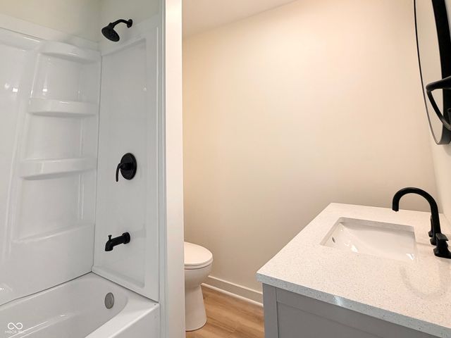 2085 E Eden Road, Greenfield, IN 46140