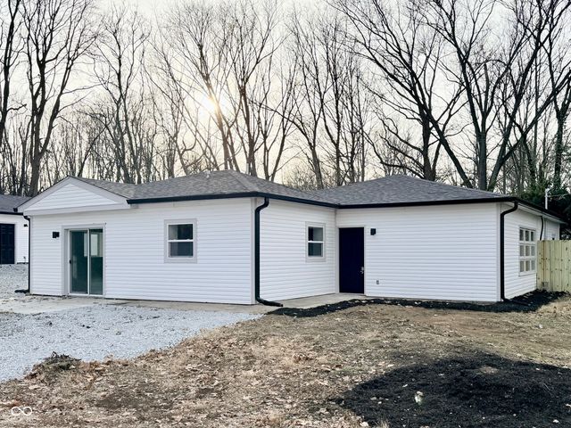 2085 E Eden Road, Greenfield, IN 46140
