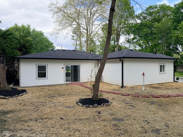 2085 E Eden Road, Greenfield, IN 46140