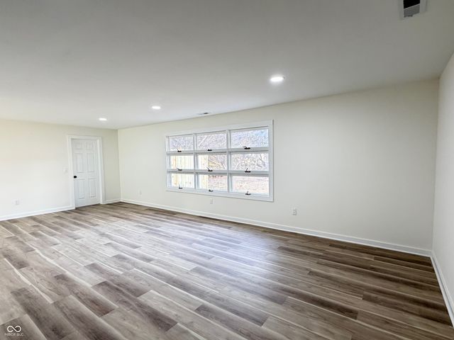 2085 E Eden Road, Greenfield, IN 46140