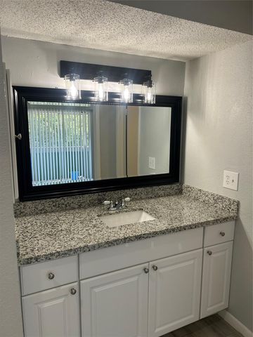 260 El Dorado Boulevard 2506, Webster, TX 77598