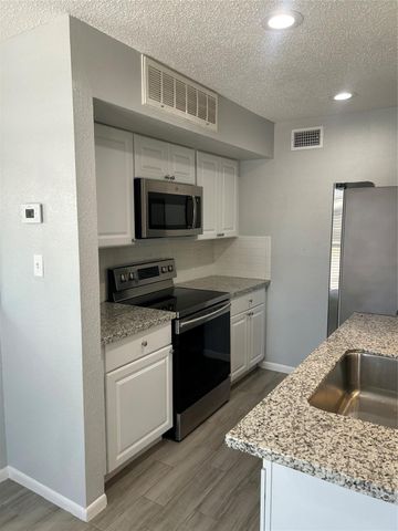 260 El Dorado Boulevard 2506, Webster, TX 77598