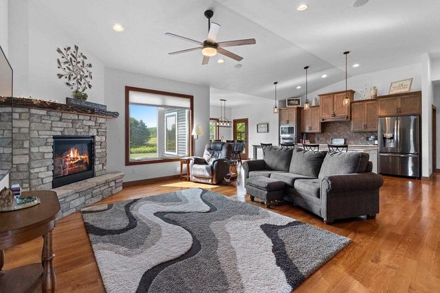 N3025 STEEPLE DRIVE, Appleton, WI 54913