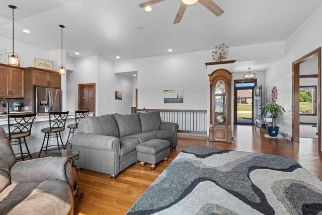 N3025 STEEPLE DRIVE, Appleton, WI 54913