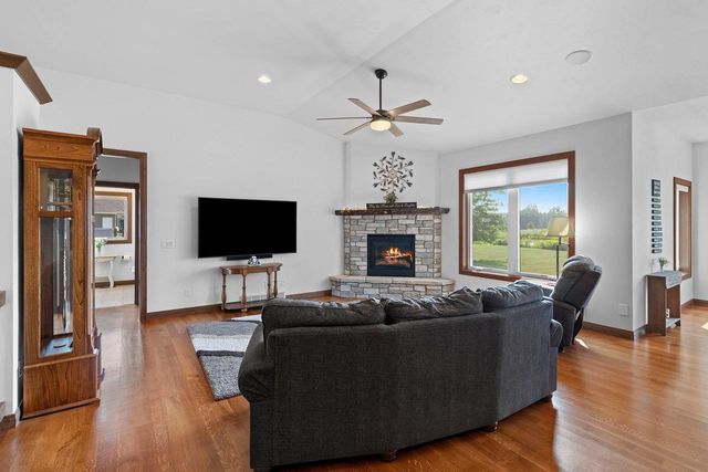 N3025 STEEPLE DRIVE, Appleton, WI 54913