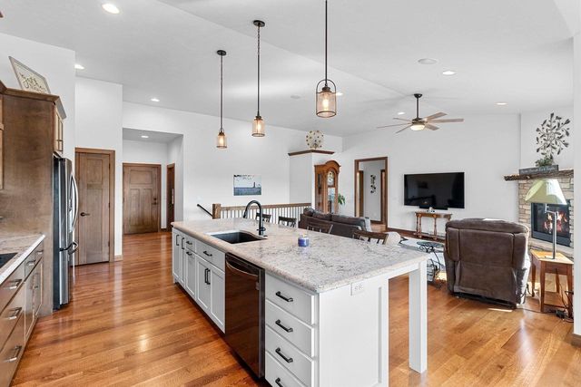 N3025 STEEPLE DRIVE, Appleton, WI 54913