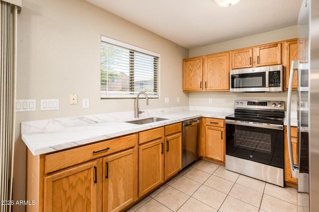 17429 W Watson Lane, Surprise, AZ 85388