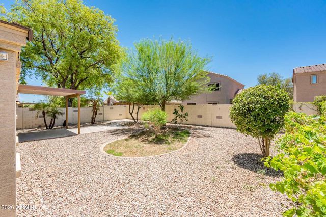 17429 W Watson Lane, Surprise, AZ 85388