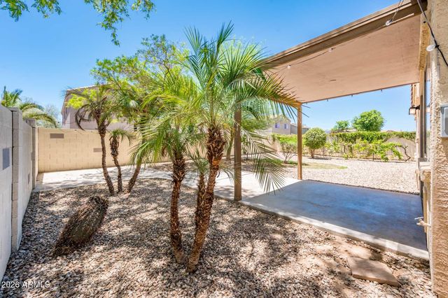 17429 W Watson Lane, Surprise, AZ 85388