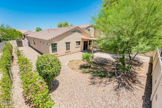 17429 W Watson Lane, Surprise, AZ 85388