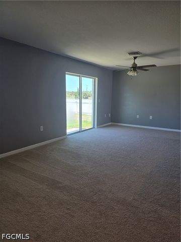 2122 NE 13th PL, Cape Coral, FL 33909