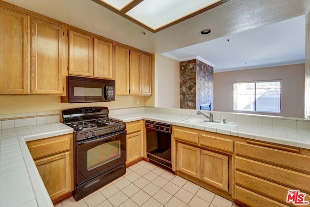 4501 Carpinteria Avenue C, Carpinteria, CA 93013