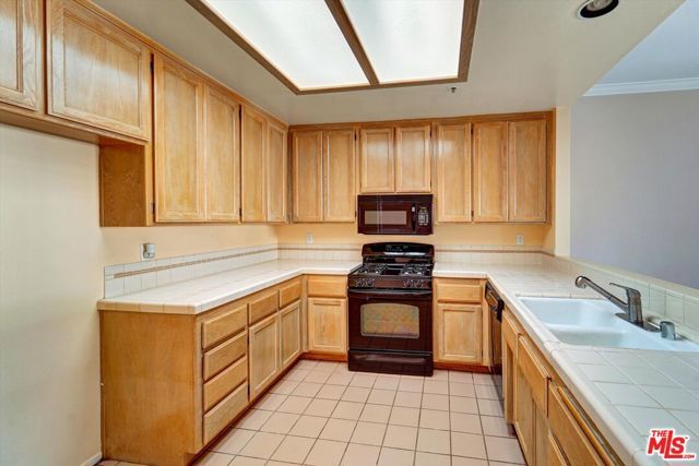 4501 Carpinteria Avenue C, Carpinteria, CA 93013